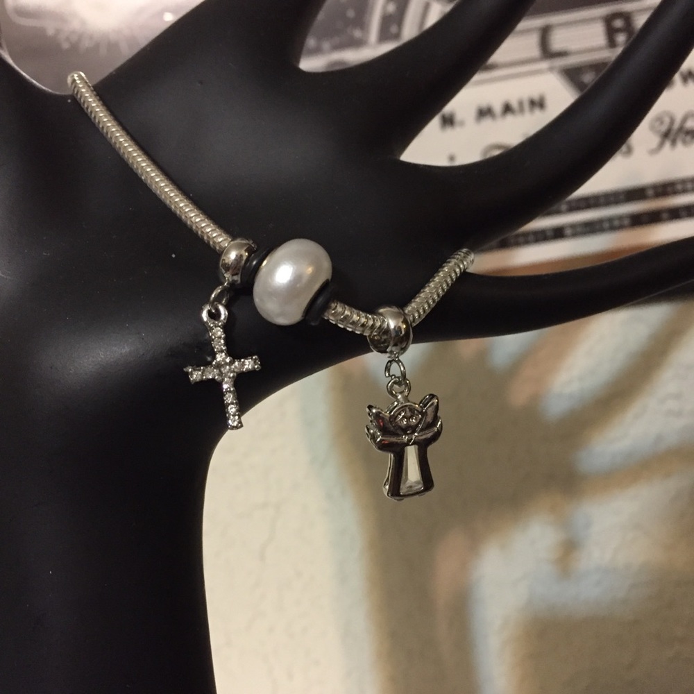 RCI 925 Italian silver bracelet with 2 charms